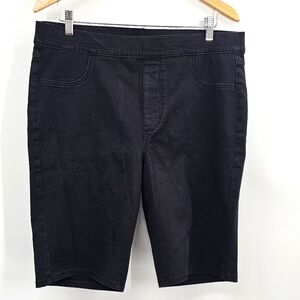 American Eagle Pull-On Black Shorts Size 18